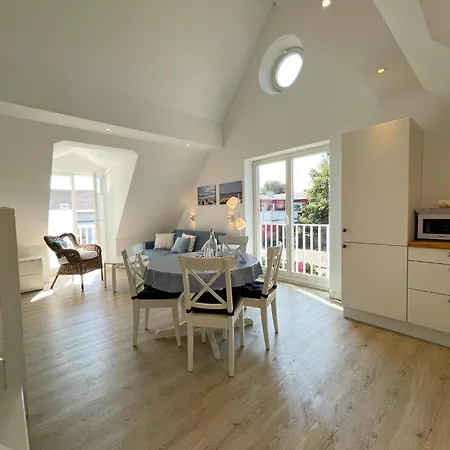Daire Haus Duenenrose Whg 3 Mit Balkon
