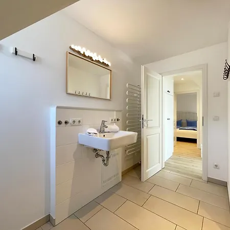 Haus Duenenrose Whg 3 Mit Balkon * Westerland